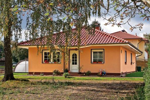 In Berlin-Wartenberg steht ein Bungalow, der mit Wärmepumpentechnik ausgestattet ist. Foto: Roth In Berlin-Wartenberg steht ein Bungalow, der mit Wärmepumpentechnik ausgestattet ist. Foto: Roth