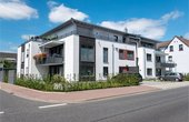 Das Mehrfamilienhaus in Bruchköbel genügt technisch höchsten Ansprüchen (Bild: Buderus)