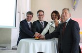 Inbetriebnahme der neuen Abwärmeheizung der Weinbergskirche der Ev.-Luth. Laurentiuskirchgemeinde Dresden-Trachenberge durch Umweltminister Frank Kupfer (Foto: SAENA)