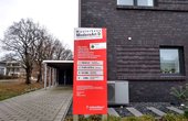 Eine Hälfte des KfW-Effizienzhaus 40 Plus Doppelhauses kostet gut 330.000 Euro. (Foto: waermepumpe-regional.de)