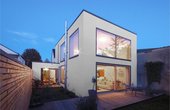 Moderner KfW 40-Bungalow in Gütersloh (Foto: Thomas Spooren)