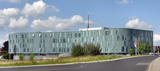 Die Polizei in Mettmann heizt und kühlt mit Wärmepumpe. (Foto: M 93 – wikimedia) Die Polizei in Mettmann heizt und kühlt mit Wärmepumpe. (Foto: M 93 – wikimedia)