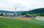 Der workwearstore® und der Unternehmenscampus entstanden auf einer Fläche von annähernd 50.000 Quadratmetern. (Foto: engelbert strauss GmbH & Co. KG)