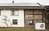 Moderne Wärmepumpen wie die WPL 25 von STIEBEL ELTRON sind in der Lage, auch alte Häuser ohne Fußbodenheizung effizient zu beheizen. (Foto: STIEBEL ELTRON GmbH & Co. KG)
