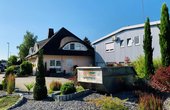 Die Stadtvilla der Familie Berger in Plankstadt wird mit vier Luft-Wasser Wärmepumpen beheizt. (Foto: © Ochs)