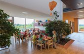 Für die Kita-Kinder gibt es in Delitzsch ein eigenes Restaurant! (Copyright: Reiter+ Rentzsch Architekten, Fotos Spitzner)