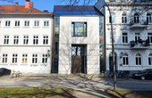 Der viergeschossige Neubau in der Hamburger Palmaille wird mit Erdwärme und einer Sole/Wasser-Wärmepumpe beheizt und gekühlt. (Foto: waermepumpe-regional.de) 