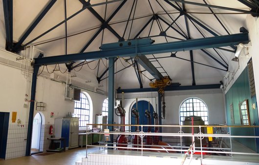 Blick in die Pumpenhalle des Pumpwerk Ochsenpferch (Foto: EBS Mannheim - Eigenbetrieb Stadtentwässerung Mannheim) Blick in die Pumpenhalle des Pumpwerk Ochsenpferch (Foto: EBS Mannheim - Eigenbetrieb Stadtentwässerung Mannheim)