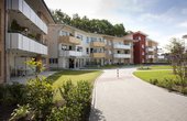 Zwei jeweils 69 kW starke Wärmepumpen von Stiebel Eltron mit je neun Erdwärmesonden versorgen den Wohnpark Kirchwiese in Münster-Mecklenbeck. (Foto: Stiebel Eltron)