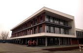 Das HPA-Gebäude ist mit einer kontrollierten Lüftungsanlage samt Wärmerückgewinnungsanlage ausgestattet. (Foto: waermepumpe-regional.de)