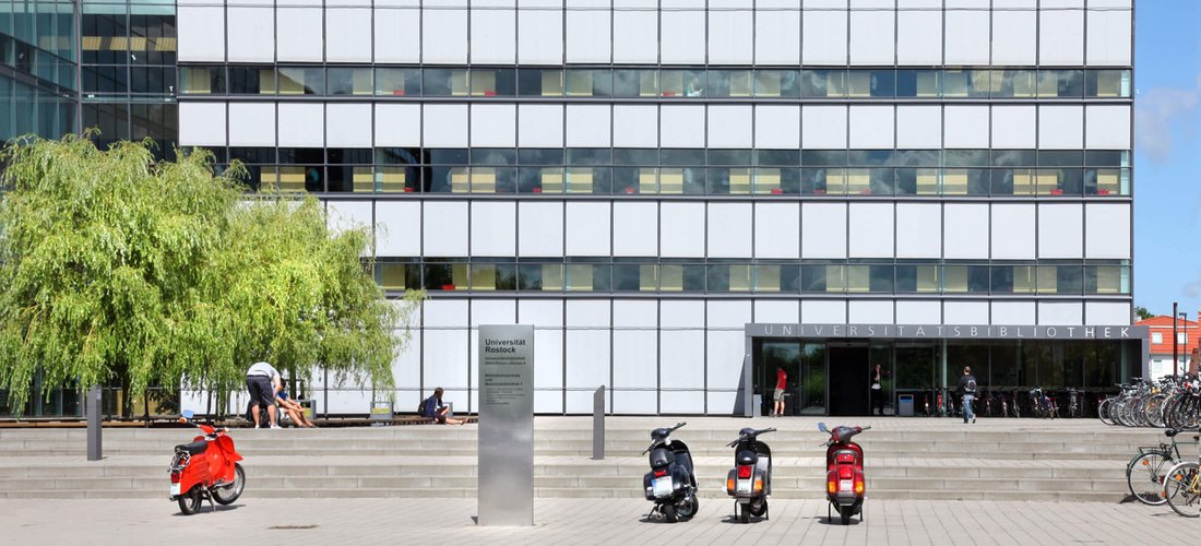Uni Rostock heizt und kühlt Bibliothek mit Wärmepumpe (Foto: Universität Rostock / ITMZ)