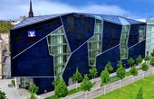 Hauptverwaltung der Volksbank Karlsruhe eG in der Ludwig-Erhard-Allee 1 (Foto: Volksbank Karlsruhe eG)