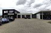 Autohaus Scheller fährt auf Wärmepumpentechnik ab (Foto: waermepumpe-regional.de)