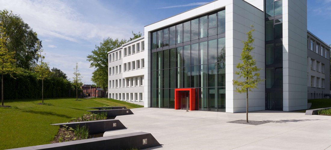Das Hauptgebäude der Stadtwerke Herne wird mit einer Biogas betriebenen Gaswärmepumpe beheizt und gekühlt. (Foto: Stadtwerke Herne AG)