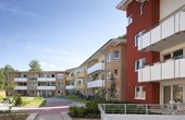 Zwei jeweils 69 kW starke Wärmepumpen von Stiebel Eltron mit je neun Erdwärmesonden versorgen den Wohnpark Kirchwiese in Münster-Mecklenbeck. (Foto: Stiebel Eltron)