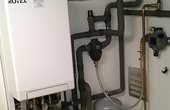 Das Gerät arbeitet mit maximaler Effizienz, da abhängig vom aktuellen Strom- und Gaspreis, automatisch die günstigste Betriebsweise gewählt wird. Foto: ROTEX