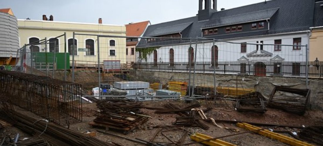 Das sogenannte Herderhaus wurde im 17. Jahrhundert unter Einbezug des mittelalterlichen Vorgängerbaus errichtet und diente seither unter anderem als Wohn- und Schulgebäude. Foto: BWP
