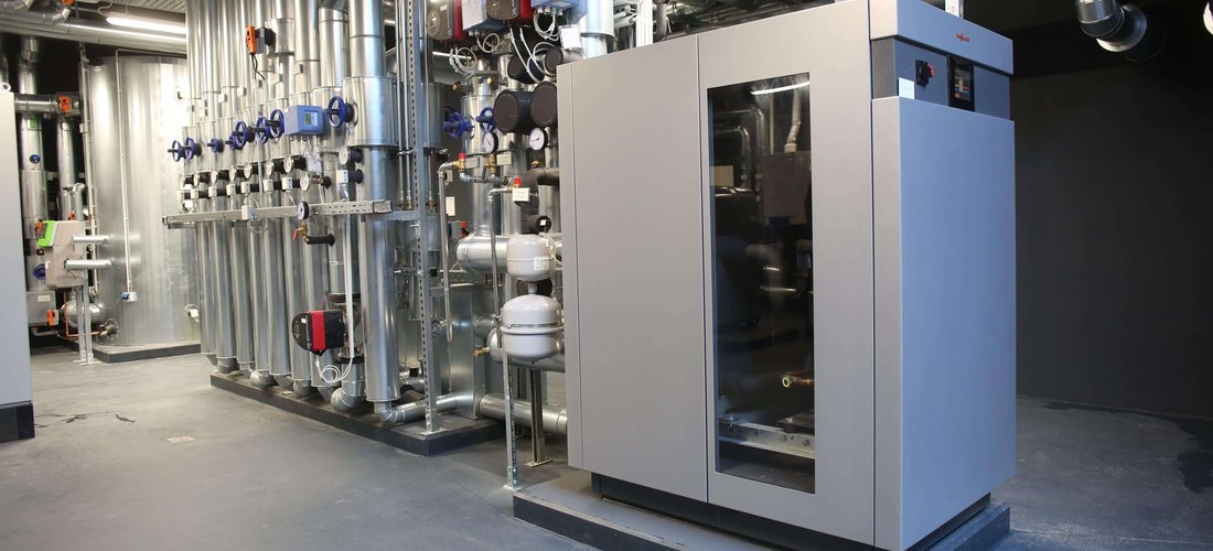 Sole/Wasser-Wärmepumpe mit Eisspeicher im NEW-Blauhaus in Mönchengladbach (Foto-Copyright: NEW AG)