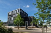 Das moderne Gebäude des ZSW-Institut in Stuttgart-Vaihingen. Foto: ZSW